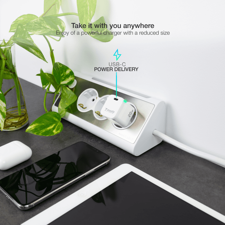 Cargador Tooq USB-C PD 20W miniatura 6